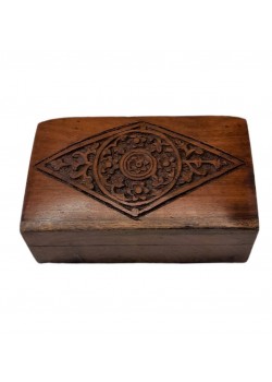 Wooden carved box n°3