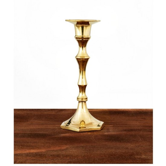 Κηροπήγιο 3