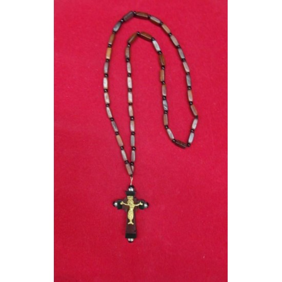 Ξύλινος Σταυρός λαιμού Εσταυρωμένος